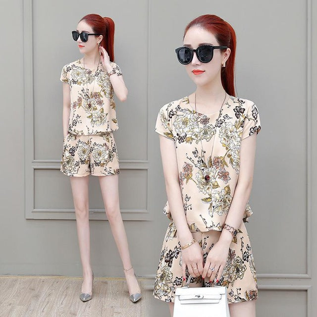 Summer Suit Women New Large Size Two Piece Set Korean Fashion Slim Printed T-shirt + Shorts 2 Piece Suit Trend Streetwear 2 Pcs